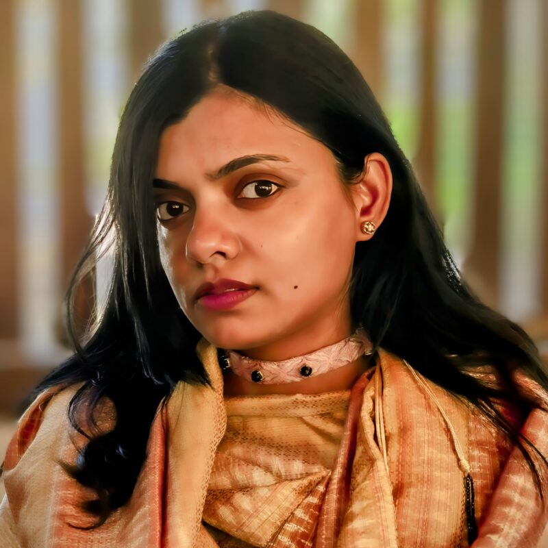 Shanane Jay & Golden Silk Pheach Zarmānī Choker Collection